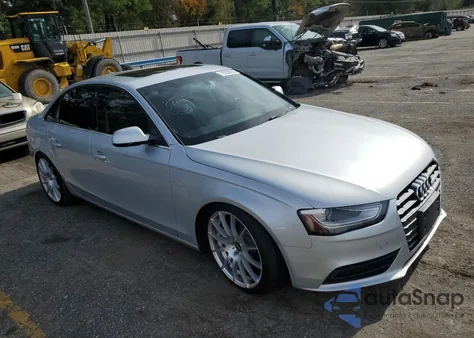 2013 Audi A4 2.0T Premium z USA, uszkodzony, nr VIN WAUEFAFLXDN042130